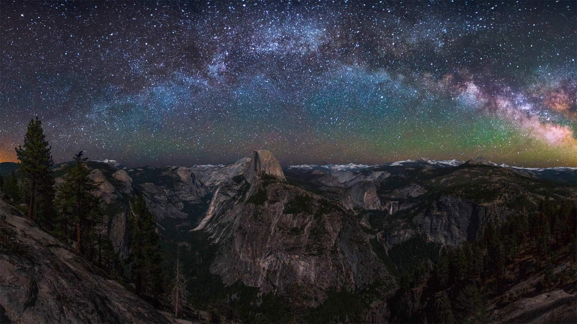 YosemiteNightSky_ZH-CN5864740024_1920x1080.jpg